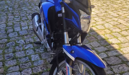 Honda cb 250 twister 2021 **impecável**
