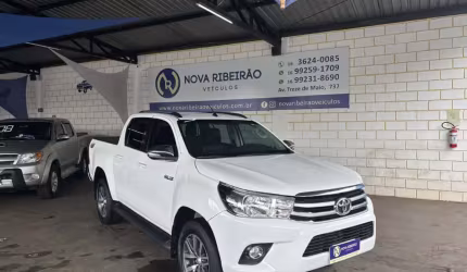 Toyota hilux 2.8 srv 4x4 cd 16v diesel 4p automático