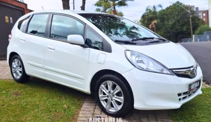 Honda fit lx 1.4 flex aut. 2013/2014 - **destaque especial: apenas 90.188 km rodados!**