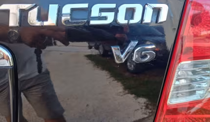 Tucson 2.7 v6 teto solar baixo km 4wd