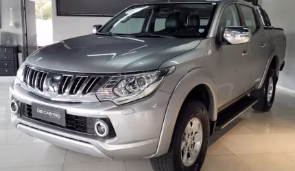 Mitsubishi l200 triton sport hpe top 2.4