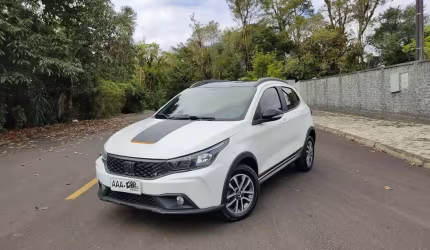 Fiat fiat/argo trekking 1.3 05 passageiros 2024