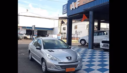 Peugeot 207 1.4 xr passion 8v - 2012/2012