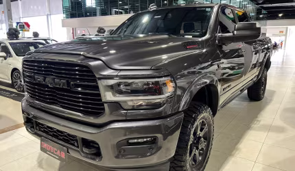Ram 2500 laramie 4x4 