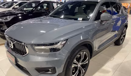 Volvo xc-40 t5 