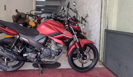 Yamaha ys 150 fazer sed impecável com apenas 30.000km