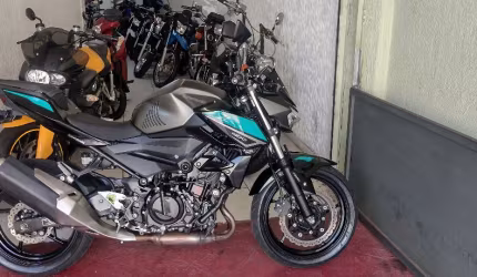 Kawasaki  z 400 abs impecavel com 13.000km
