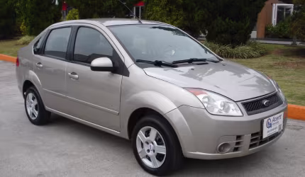 Fiesta sedan class 1.6 8v completo