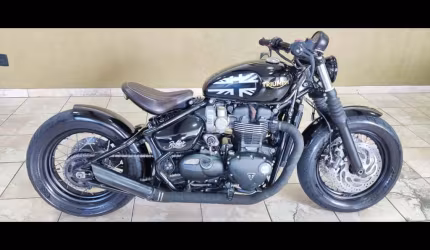 Triumph bonneville bobber 1200cc