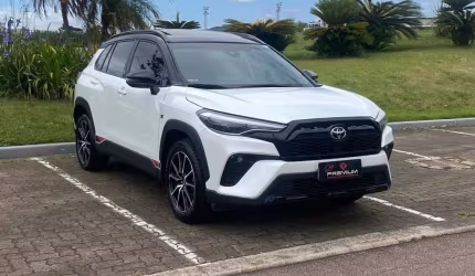 Toyota corolla cross gr-s 2023