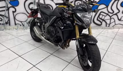 Honda cb1000r - 9mil km - laudo aprovado! único dono!