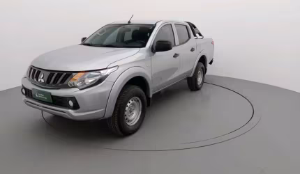Mitsubishi l200 triton 2023 2.4 16v turbo diesel gls cd 4x4 automático