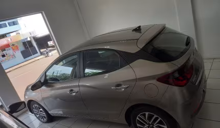 Hb20 hatch top de linha