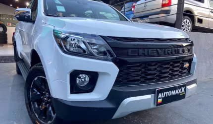 S10 cd high country 2.8 4x4 0km