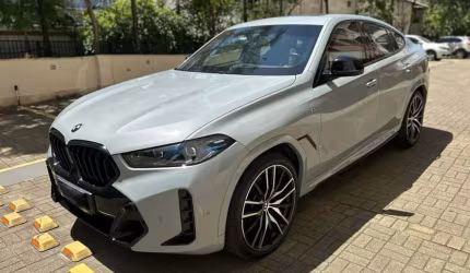 Bmw x6 2024 xdrive40i msp híbrida