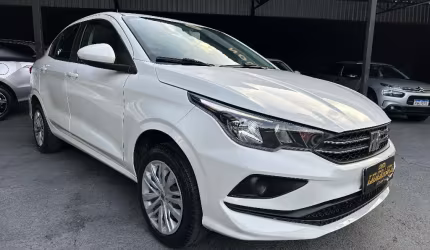 Cronos drive 1.0 2024 - periciado - apenas 32.000km