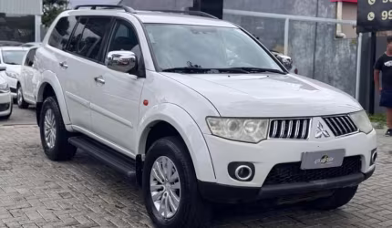Mitsubishi pajero dakar d 2012