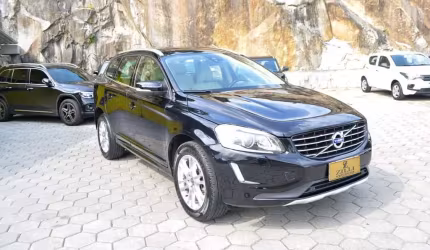 Volvo xc60 2.0 t5 dynamic fwd at - preta - 2013/2014