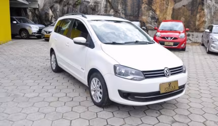 Volkswagen spacefox trend 1.6 i-motion  - branca - 2013/2013