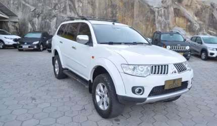 Mitsubishi pajero dakar hpe 3.2 4x4 at (7l) - branca - 2012/2013