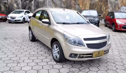 Chevrolet agile ltz 1.4 mt - bege - 2013/2013