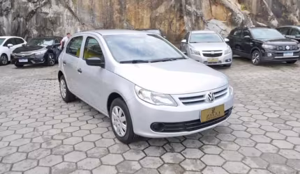Volkswagen gol 1.0 mt  - prata - 2010/2011