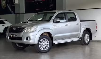 Toyota hilux cd srv d4-d 4x4 3.0 tdi diesel aut
