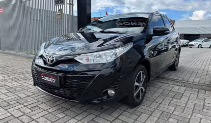 Toyota yaris hb xs 15 at 2019