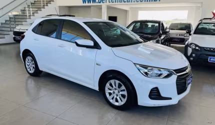Onix hatch lt 1.0 12v flex 5p mec.
