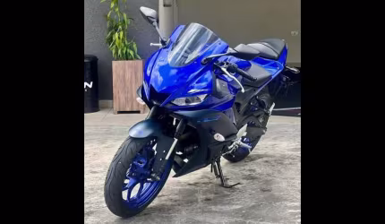 Yamaha yzf r3 abs 2023 - apenas 1.800 km