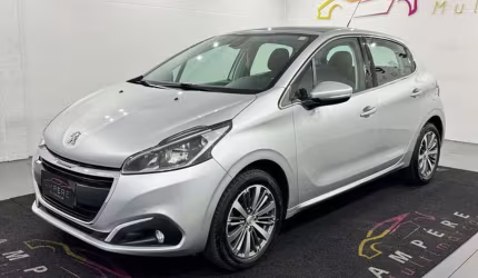 Peugeot 208 griffe at 2017