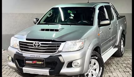 Toyota hilux cd4x4 std 2015