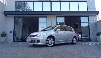 Nissan tiida 18sl flex 2012