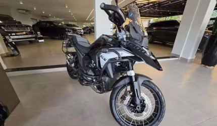 Bmw r1300gs triple black 2024