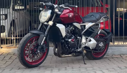 Honda cb1000r 2022 9.000km