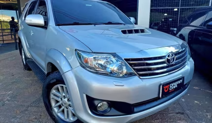 Toyota hilux sw4 3.0 srv 4x4 16v turbo intercooler diesel 4p automático