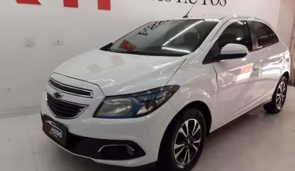 Chevrolet onix 1.4 at lt 2014