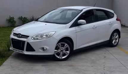 Ford focus 1.6 se 16v flex 4p powershift 2015
