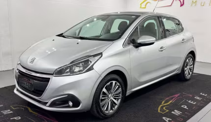 Peugeot 208 griffe at 2017