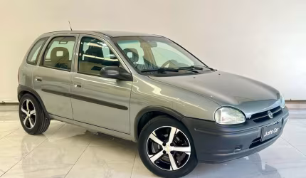 Corsa hatch gl 1.6