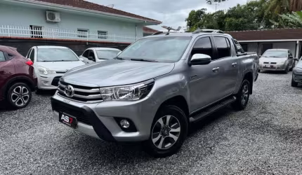 Toyota hilux cd srv 4x4 2.8 tdi diesel aut.  - prata - 2018/2018