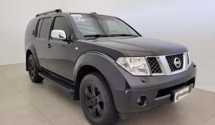 Nissan pathfinder le 4x4 2.5 7 lug. diesel aut. 2006