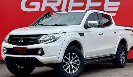 Mitsubishi triton sport hpe s 2020