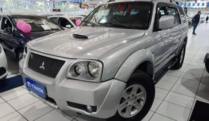 Mitsubishi pajero sport hpe v6 gnv 2009