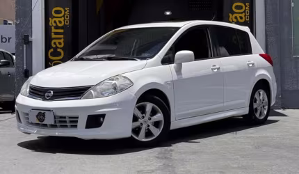Nissan tiida 18sl flex 2012