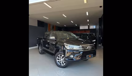 Toyota hilux 2.8 srx 4x4 cd 16v diesel 4p automático