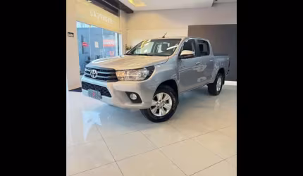 Toyota hilux 2.8 std 4x4 cd 16v diesel 4p manual