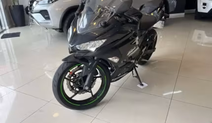 Kawasaki ninja 400