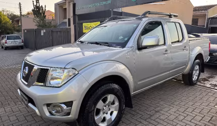 Nissan frontier único dono periciada e aprovada!
