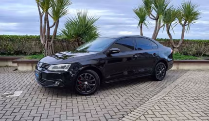 Volkswagen jetta 2011 2.0 comfortline 120cv flex 4p tiptronic